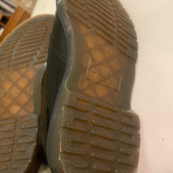 Dr. Martens 1461 Black Patent Leather Women's Oxfords - NWOT - Picture 9 of 9